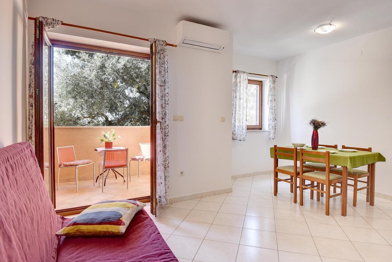 Apartments Ulika Medulin Extérieur photo